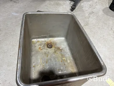 Hållare för däckslagning & kärl