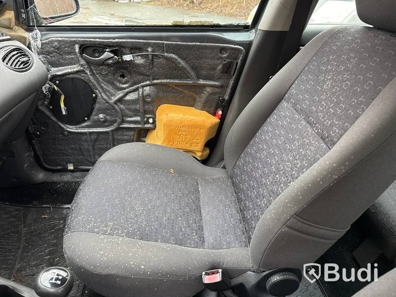 Ford Focus 1.6 5dr (100hk), - 2002 (rep-objekt)