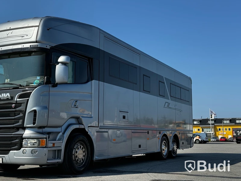 Racebuss Scania R360 6X2-4 -2013 | Garage | Tält