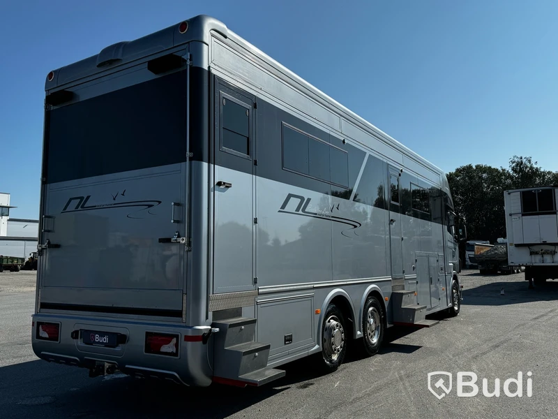 Racebuss Scania R360 6X2-4 -2013 | Garage | Tält