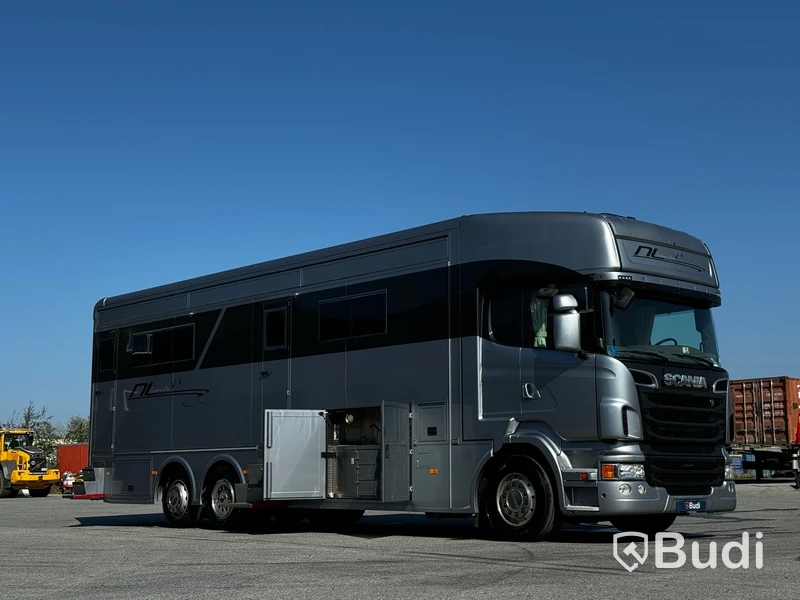 Racebuss Scania R360 6X2-4 -2013 | Garage | Tält