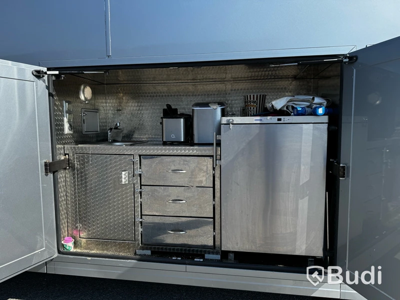 Racebuss Scania R360 6X2-4 -2013 | Garage | Tält