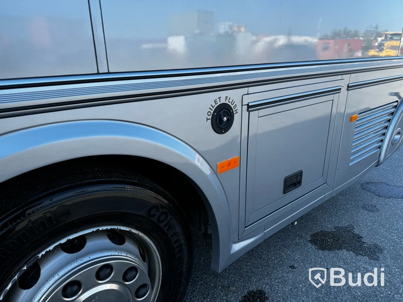 Racebuss Scania R360 6X2-4 -2013 | Garage | Tält