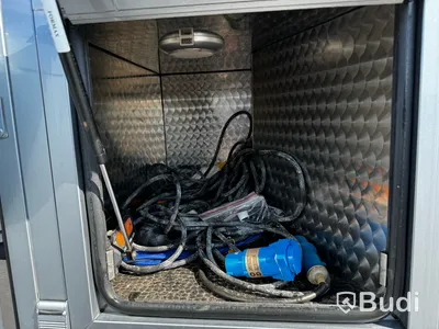 Racebuss Scania R360 6X2-4 -2013 | Garage | Tält