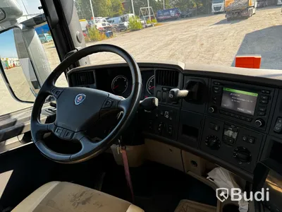 Racebuss Scania R360 6X2-4 -2013 | Garage | Tält