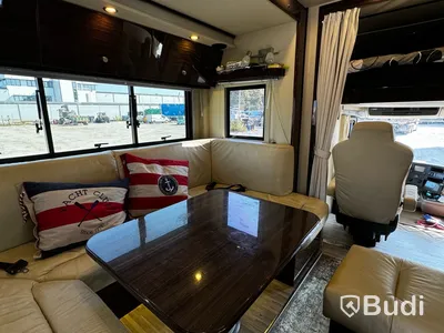 Racebuss Scania R360 6X2-4 -2013 | Garage | Tält