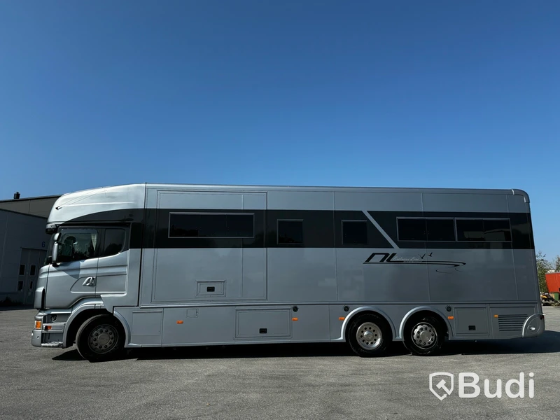 Racebuss Scania R360 6X2-4 -2013 | Garage | Tält