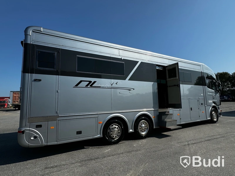 Racebuss Scania R360 6X2-4 -2013 | Garage | Tält
