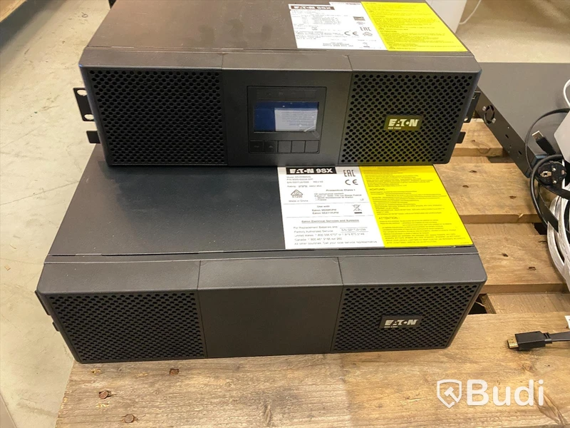 Eaton Strömförsöjning, 2st enheter (1st  Eaton )SX11KiPm samt 1st  Eaton 9SX 9SXEBM240)