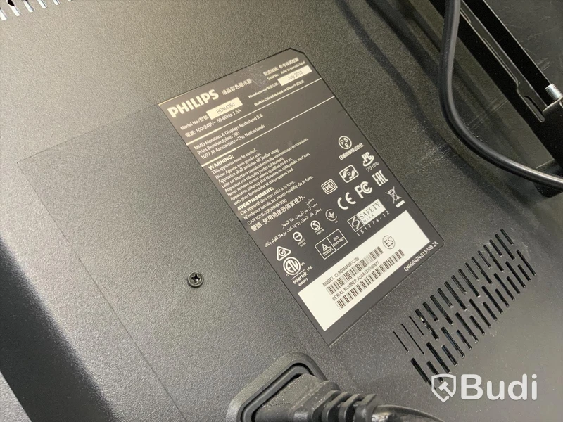 Philips 43 tums LCD 4K UHD BDM4350UC/00 saknar fjärr. Har väggfäste på baksidan men saknar väggdelen av väggfästet