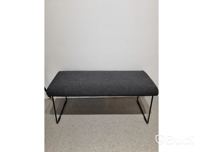 Sittbänk.