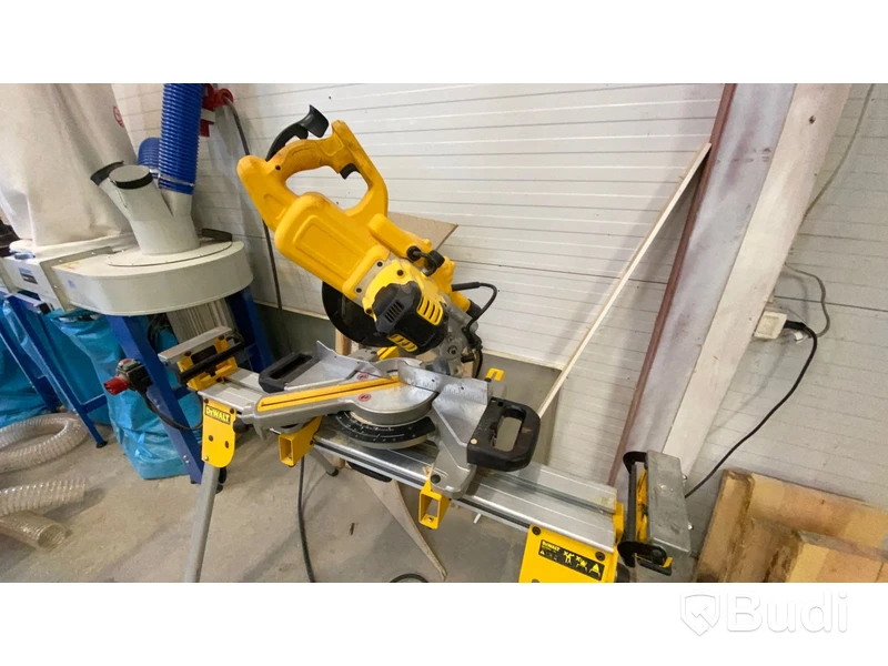 Kap och -gersåg, DeWalt