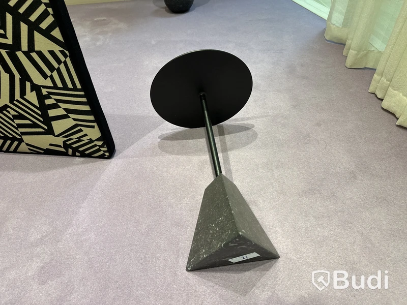 Table, Pyramid Marble Base, Small High H: 55, Ø: 35 Founders & Friends