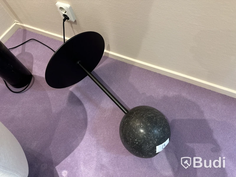 Table, Round Marble Base, Small High H: 55, Ø: 35 Founders & Friends