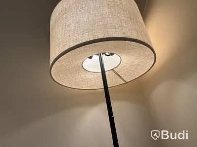 Gravity Floor Lamp, Black Marble base Gubi