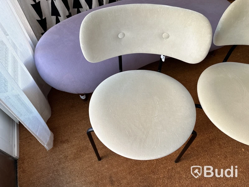 Coco dining chair 4 st smärre nötskador finns samt någon fläck