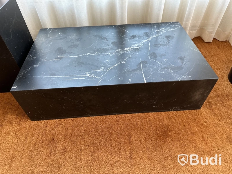 Plinth Table Low, Black Marble 00x60x27 Menu