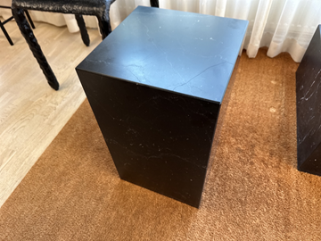 Plinth Table Tall, Black Marble 51x30x30 Menu