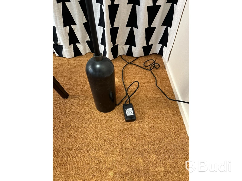 Gravity Floor Lamp, Black Marble base Gubi
