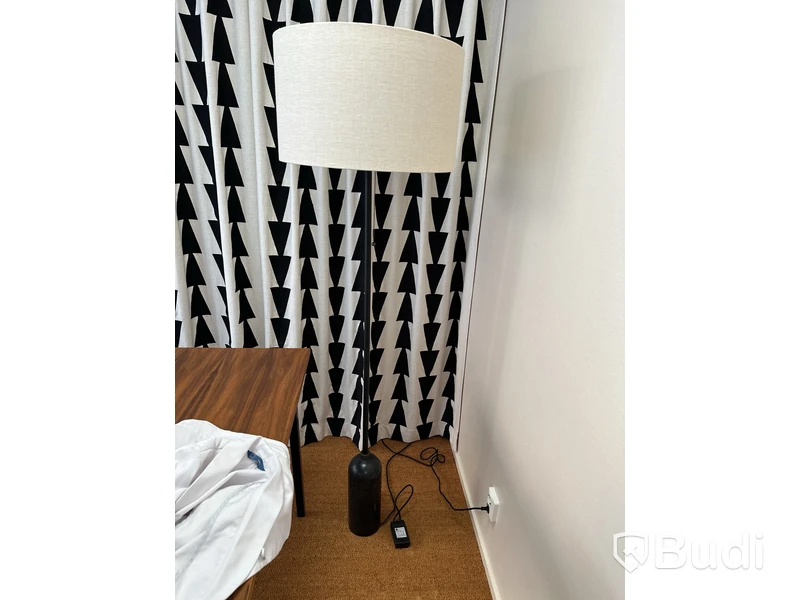 Gravity Floor Lamp, Black Marble base Gubi