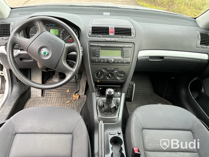 Skoda Octavia Kombi | 1.6 MPI | Manuell | 102 hk | 2006 - EXPORT