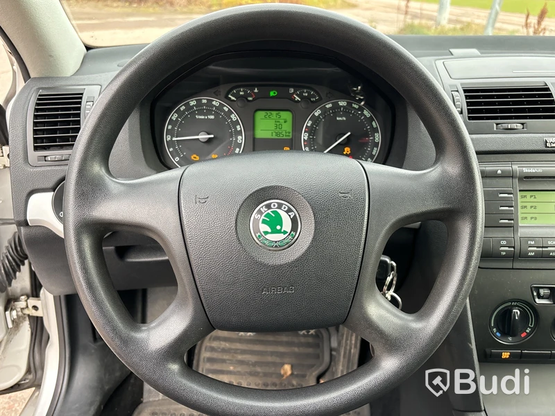 Skoda Octavia Kombi | 1.6 MPI | Manuell | 102 hk | 2006 - EXPORT