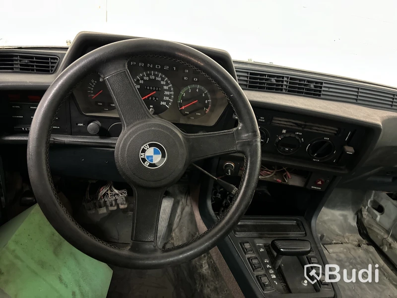 Veteranbil BMW 633 CSi | Automat | 197 hk | 1982 | Reparationsobjekt