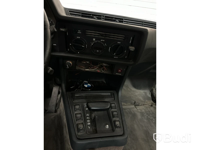 Veteranbil BMW 633 CSi | Automat | 197 hk | 1982 | Reparationsobjekt