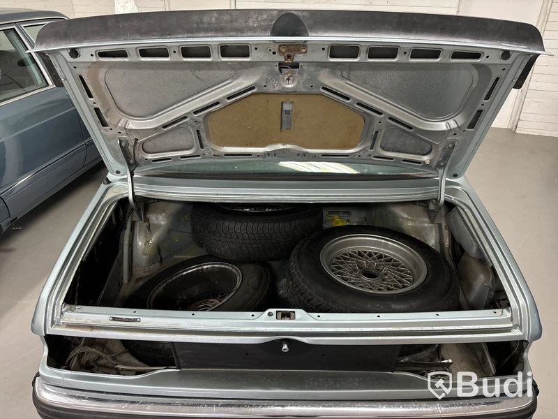 Veteranbil BMW 633 CSi | Automat | 197 hk | 1982 | Reparationsobjekt