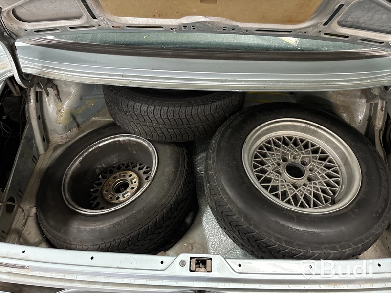 Veteranbil BMW 633 CSi | Automat | 197 hk | 1982 | Reparationsobjekt