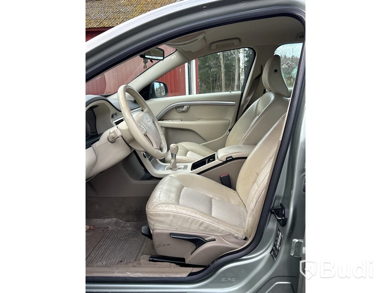 Volvo V70 2.0 Flexifuel | Manuell | 145 hk | 2008 | Reparationsobjekt