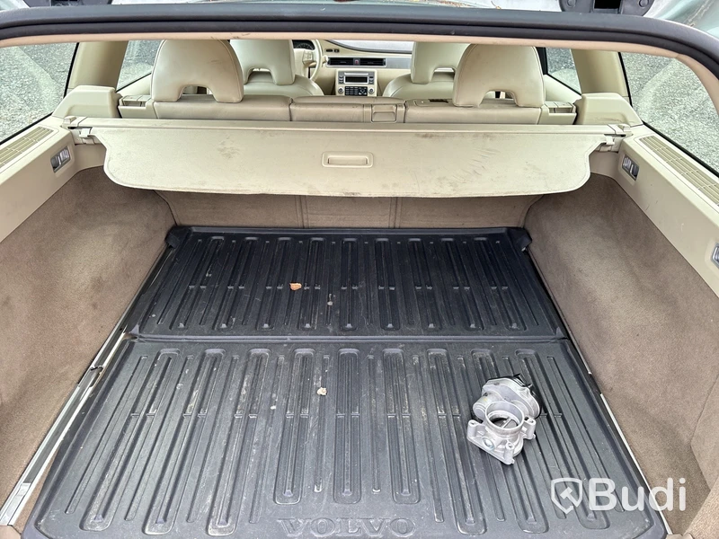 Volvo V70 2.0 Flexifuel | Manuell | 145 hk | 2008 | Reparationsobjekt