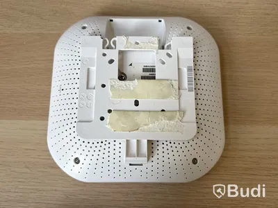 Brandvägg, switchar & trådlösa accesspunkter
