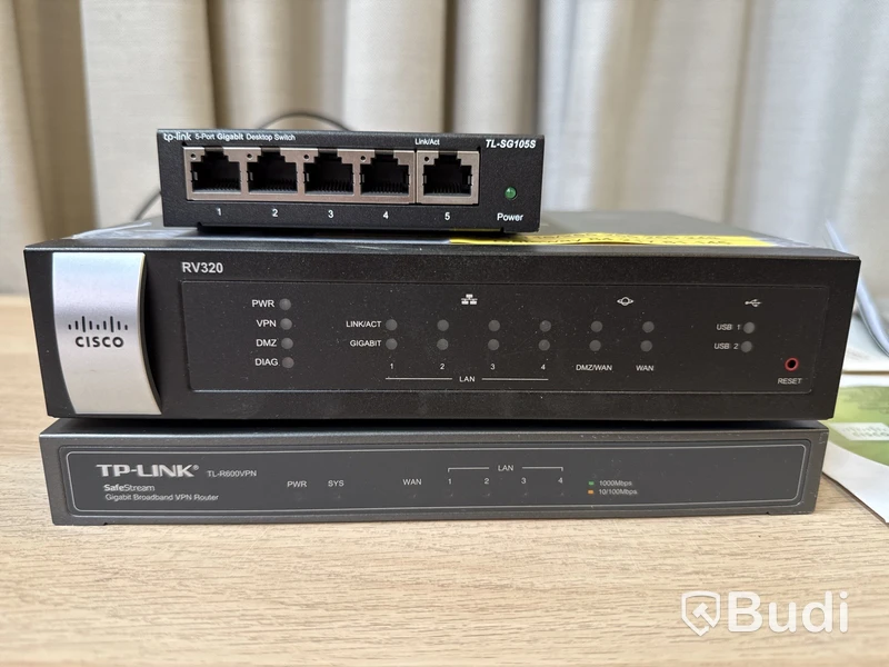 2 st VPN-routrar Cisco & TP-Link