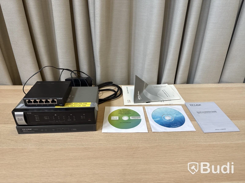 2 st VPN-routrar Cisco & TP-Link