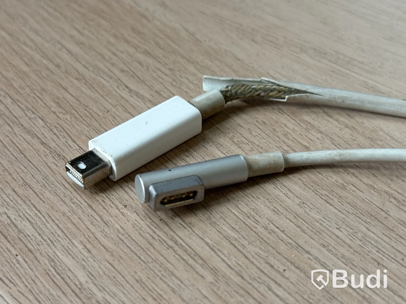 2 st Apple 27-tums Thunderbolt Display