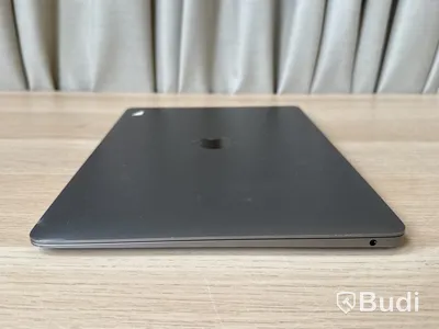 Apple MacBook Air M1 | 8 GB | 13,3”