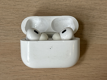 Apple AirPods 2