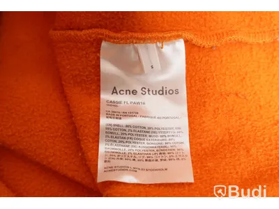 Tröja från märket ACNE,  strl S