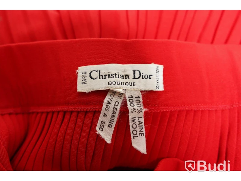 Kjol från märket Christian Dior, strl 36