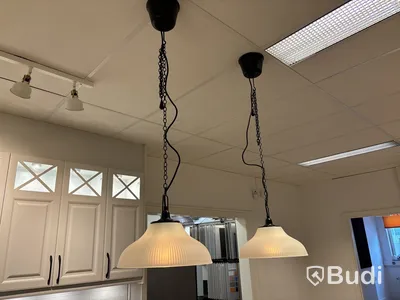 Utställningskök med köksö