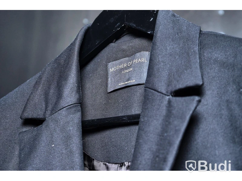Jacka/Blazer - Motherofpearl, Romy Jacket Black - storlek 40FR/12UK (nypris ca 4350 kr)