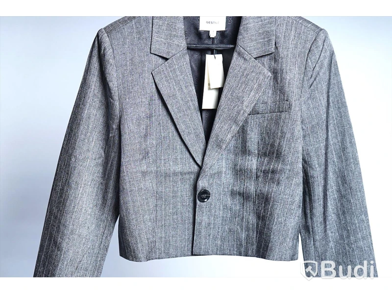 Cropped Blazer, Gestuz Alinagz - storlek 34 (nypris 2199 kr)