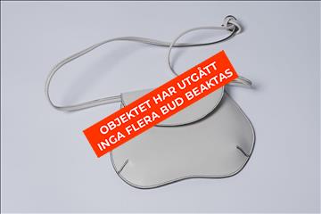 Väska - Little Liffner Pebble Mini Bag Off-White - OBJEKTET HAR UTGÅTT