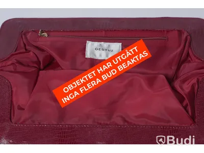 Väska - Gestuz, Veldagz Midi Snake Clutch Red