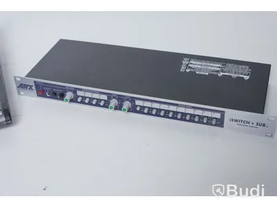 Diverse musikutrustning - Alesis MultiMix16, ARX iSwitch + Sub. (OBS reparationsobjekt!)
