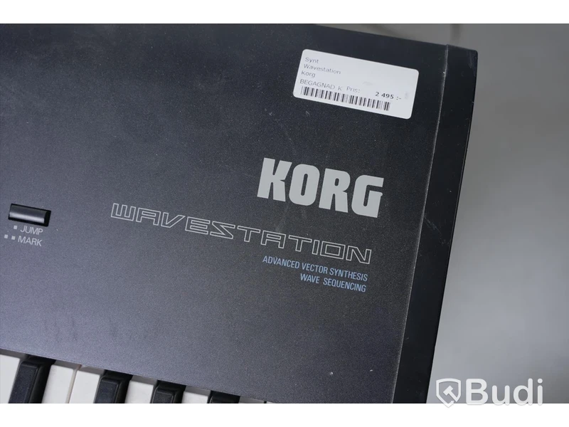 Elpianon 4st - Ensoniq KS-32, Korg Wavestation, Ensoniq SQ1, Roland FP-4. (OBS reparationsobjekt!)