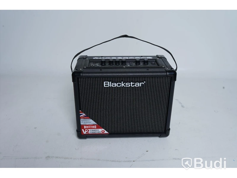 Diverse musikutrustning - Line 6 XD-V75L, Hill Audio IMA-202 v2, Epiphone gigbag, Blackstar Stereo 10 v2. (OBS reparationsobjekt!)