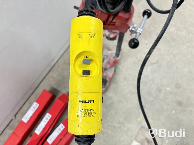 Kärnborrmaskin Hilti DD 30-W med vakuumpump - 2020