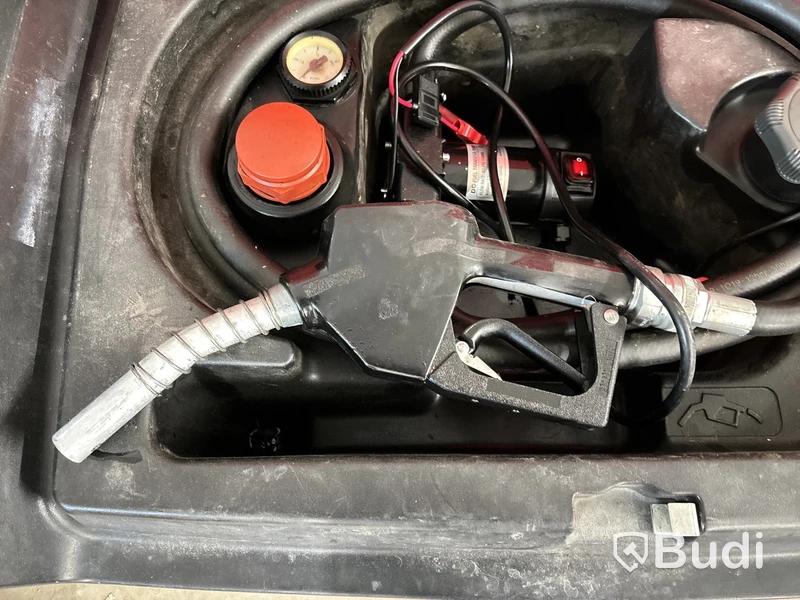 Bränsletank Mobifitt med pump & handtag 200 L